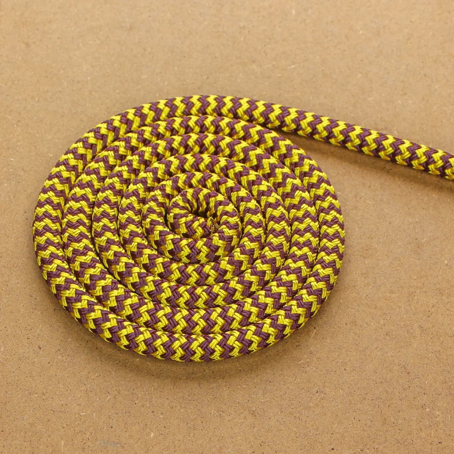 Zig Zag - Burgundy-Yellow halter - 6mm * - Cams Cords